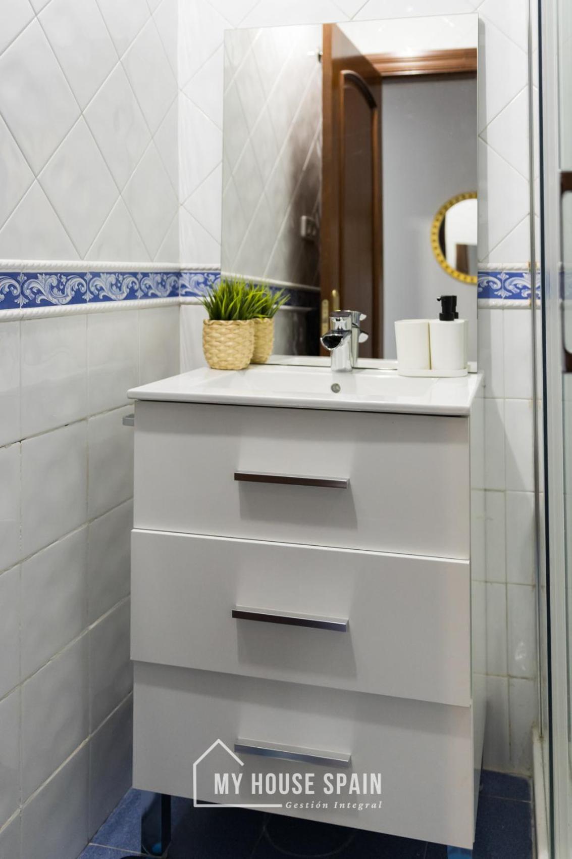 Myhousespain - Playa De Poniente, Con Vistas Al Mar Y Parking Gratuito Gijón Exteriér fotografie