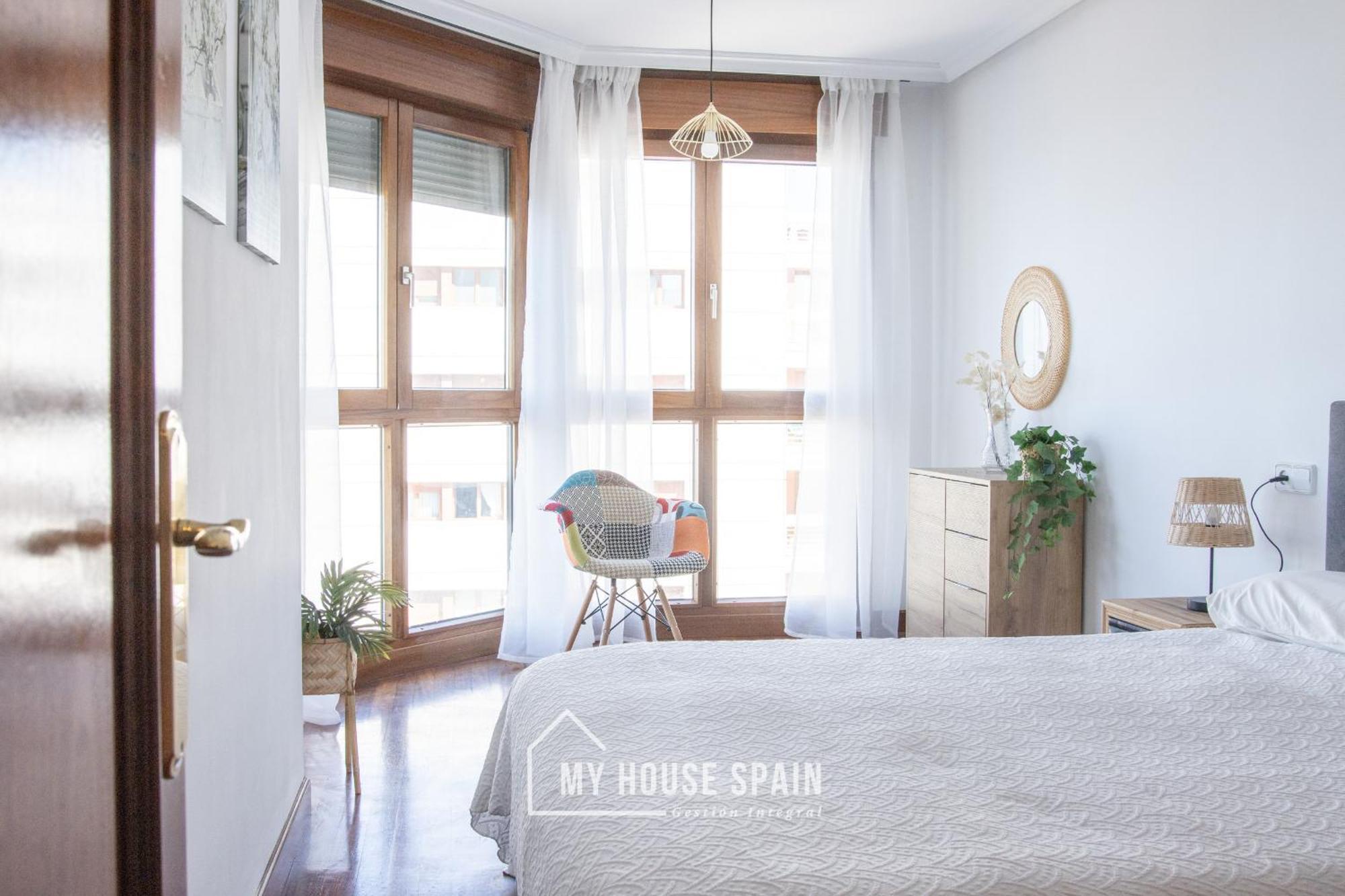 Myhousespain - Playa De Poniente, Con Vistas Al Mar Y Parking Gratuito Gijón Exteriér fotografie