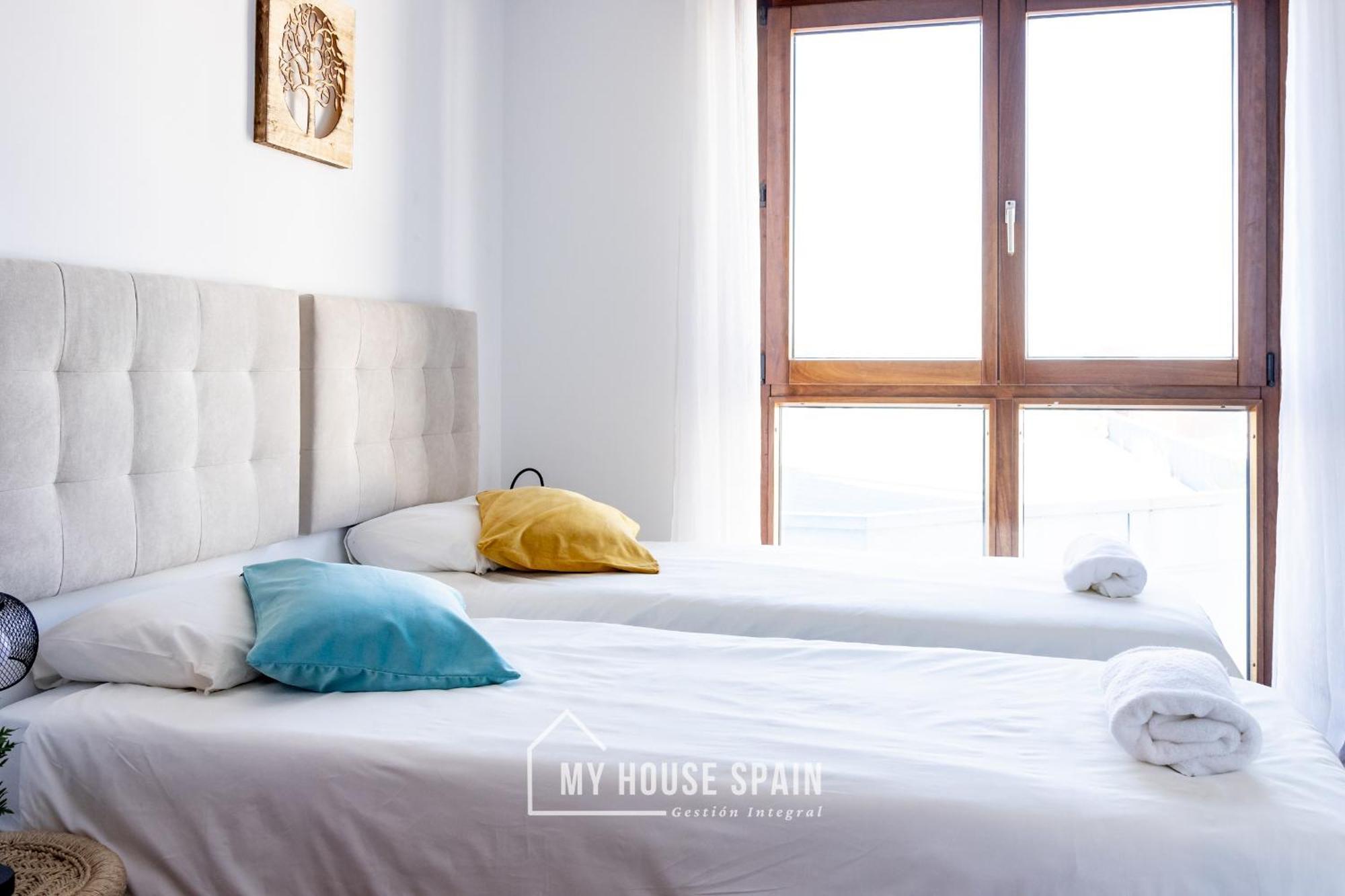 Myhousespain - Playa De Poniente, Con Vistas Al Mar Y Parking Gratuito Gijón Exteriér fotografie